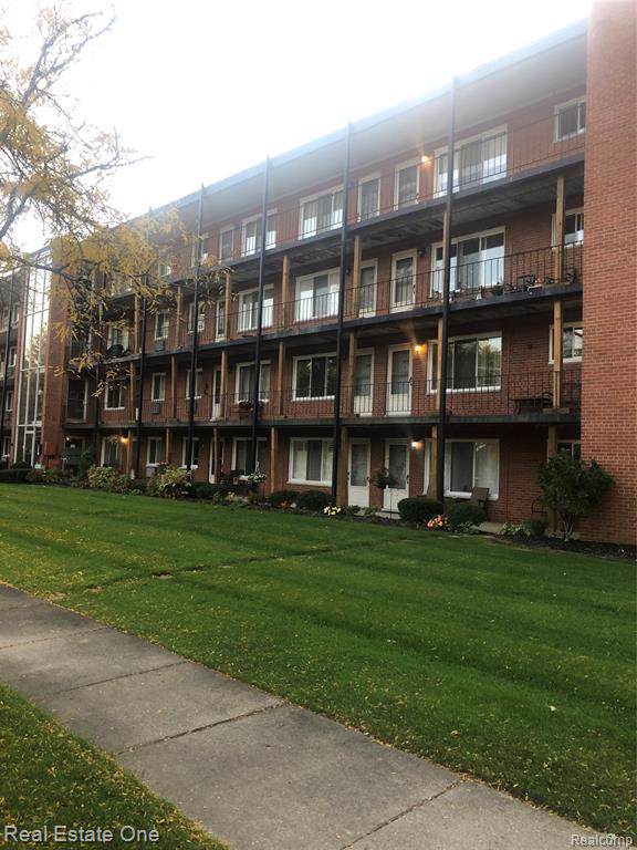 2820 Woodslee Drive - Photo 1