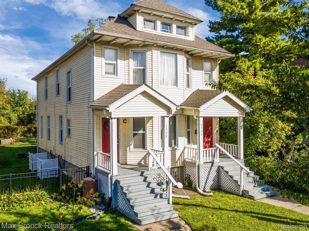 1734 Van Dyke Street - Photo 1