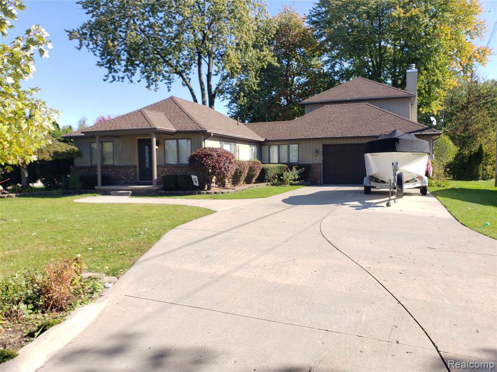 34445 Jefferson Avenue - Photo 1