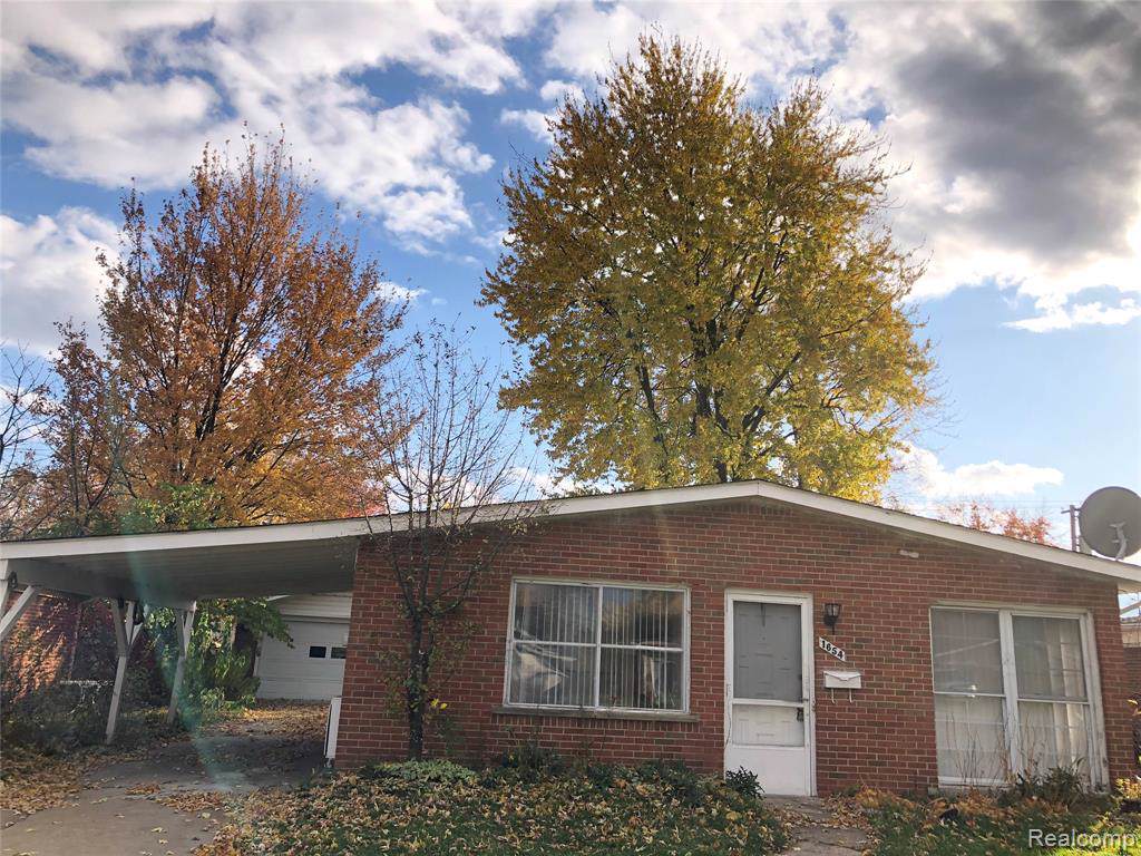 1654 Moulin Avenue - Photo 1