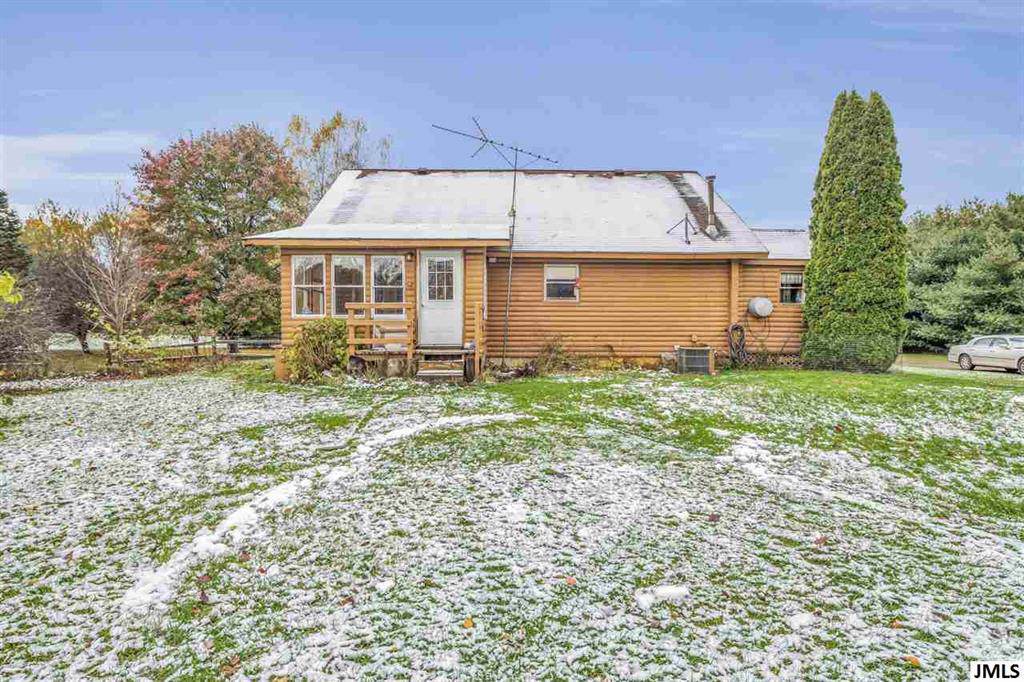 6607 Wellman Rd - Photo 1