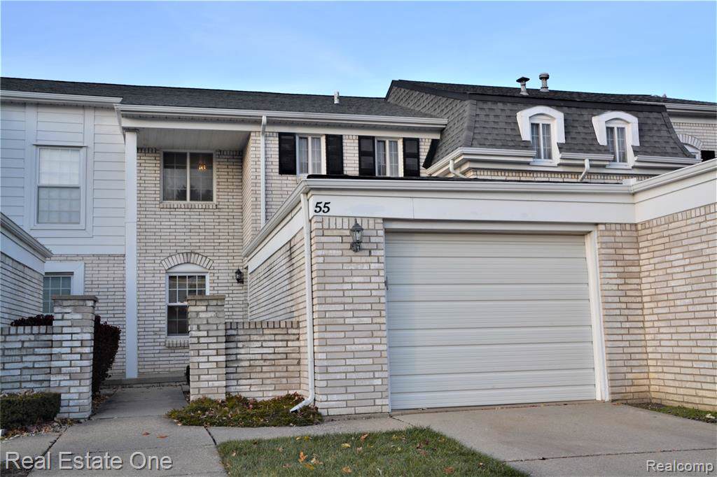 55 Manor Way - Photo 1