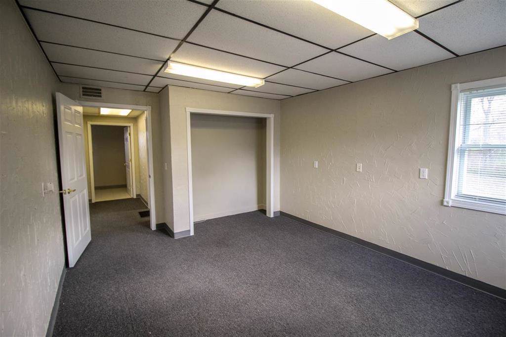 12140 Saginaw Rd - Photo 1