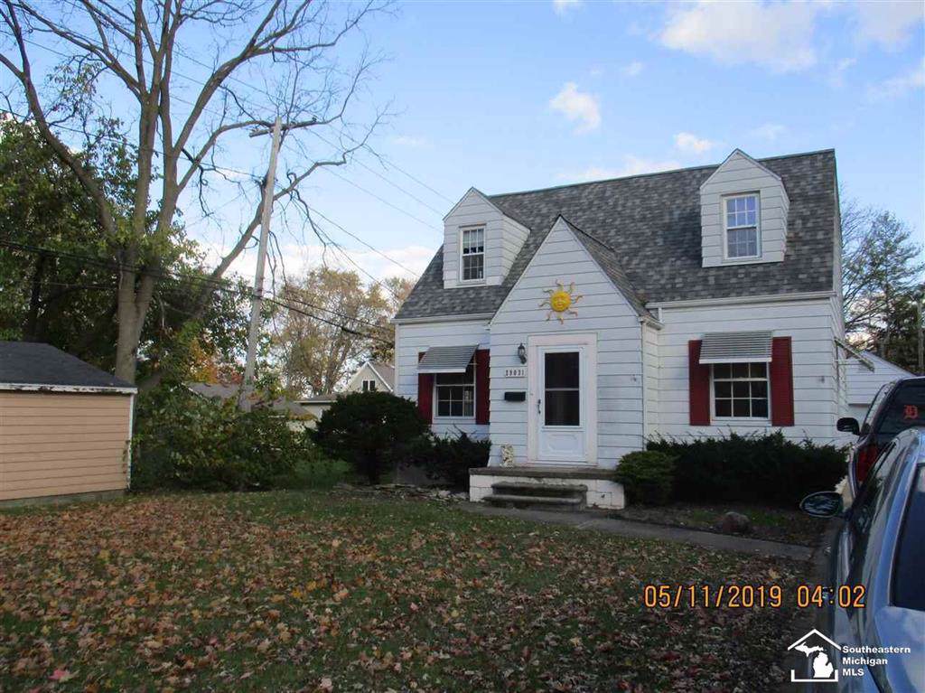 29031 Evergreen - Photo 1