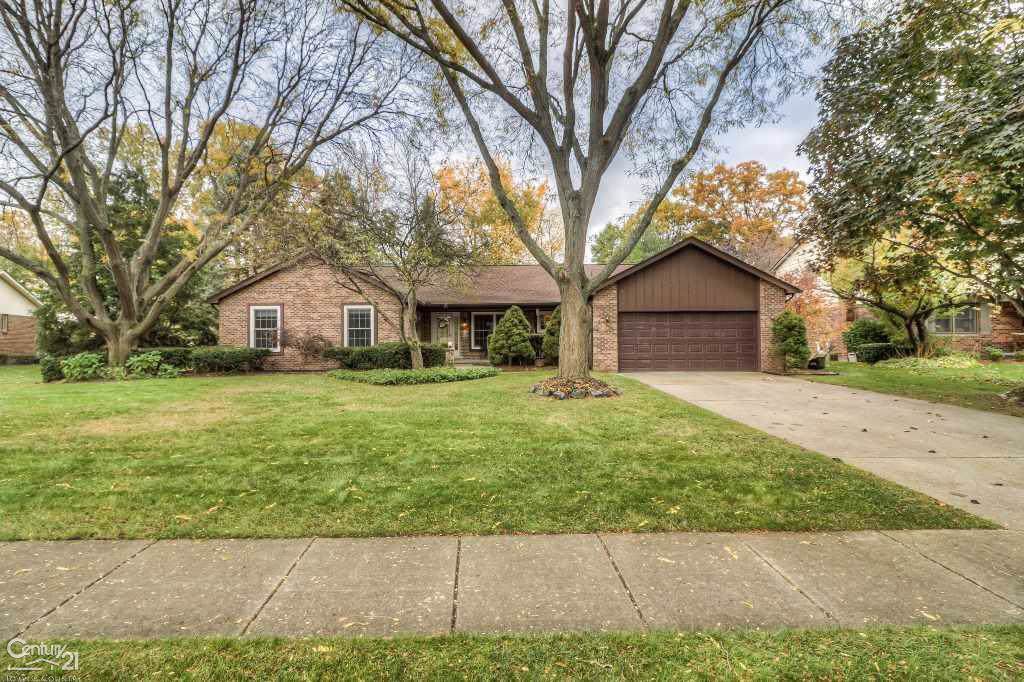 13726 Lancaster - Photo 1