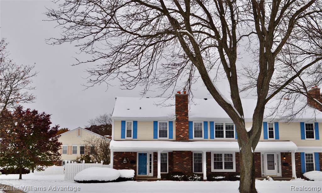 41788 Broquet Drive - Photo 1