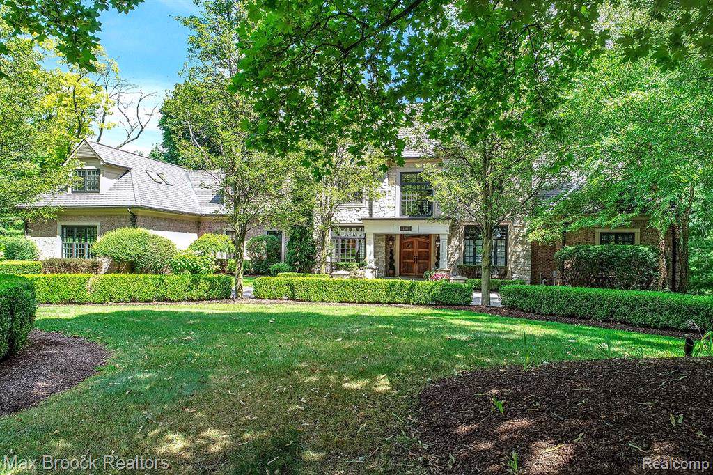 1780 Hillwood Drive - Photo 1