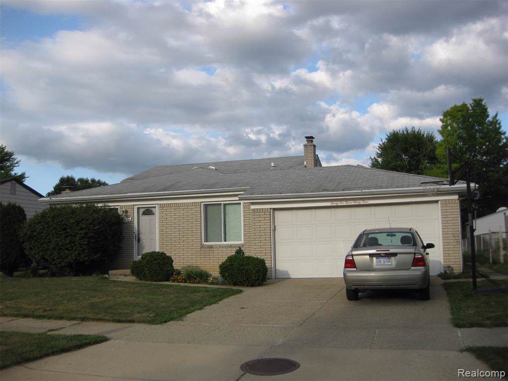 32334 Sheffield Court - Photo 1