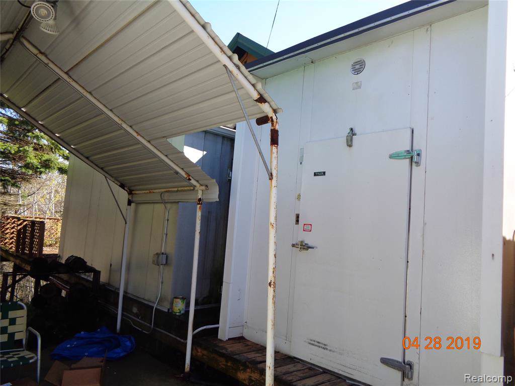 5140 Us-12 Top Of The Hill - Photo 1