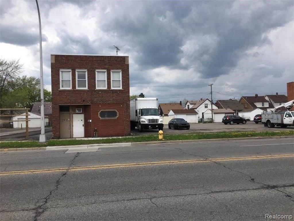 7651 Schaefer Road - Photo 1