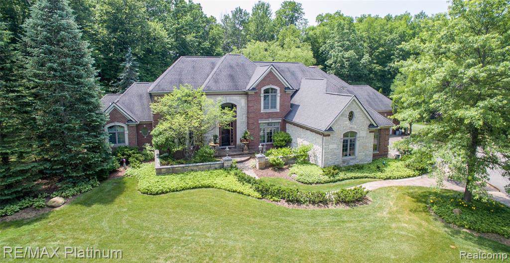 9822 Applegate Ln - Photo 1