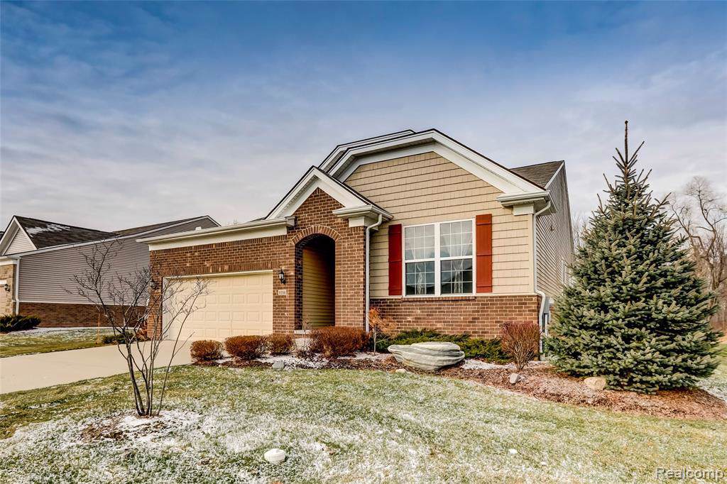9356 Pine Valley Drive - Photo 1