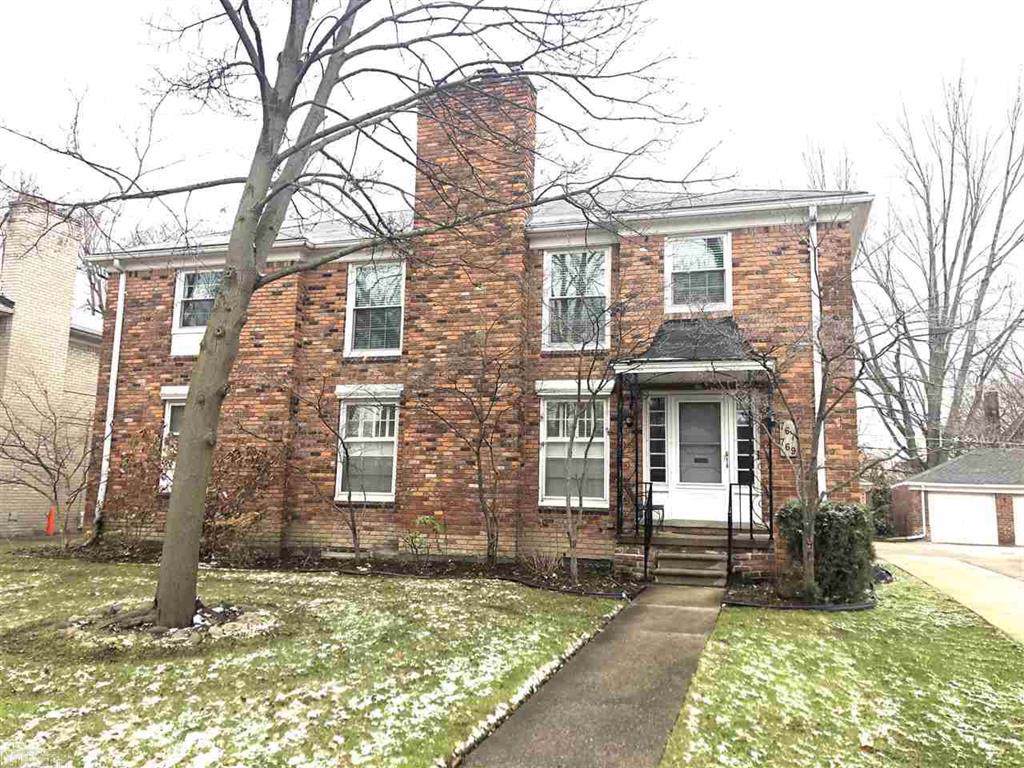 769 Harcourt - Photo 1