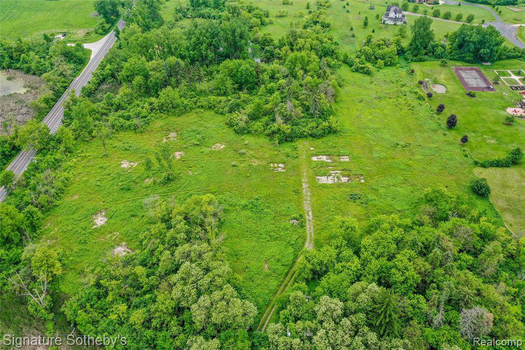 7916 Ford Rd - Photo 1