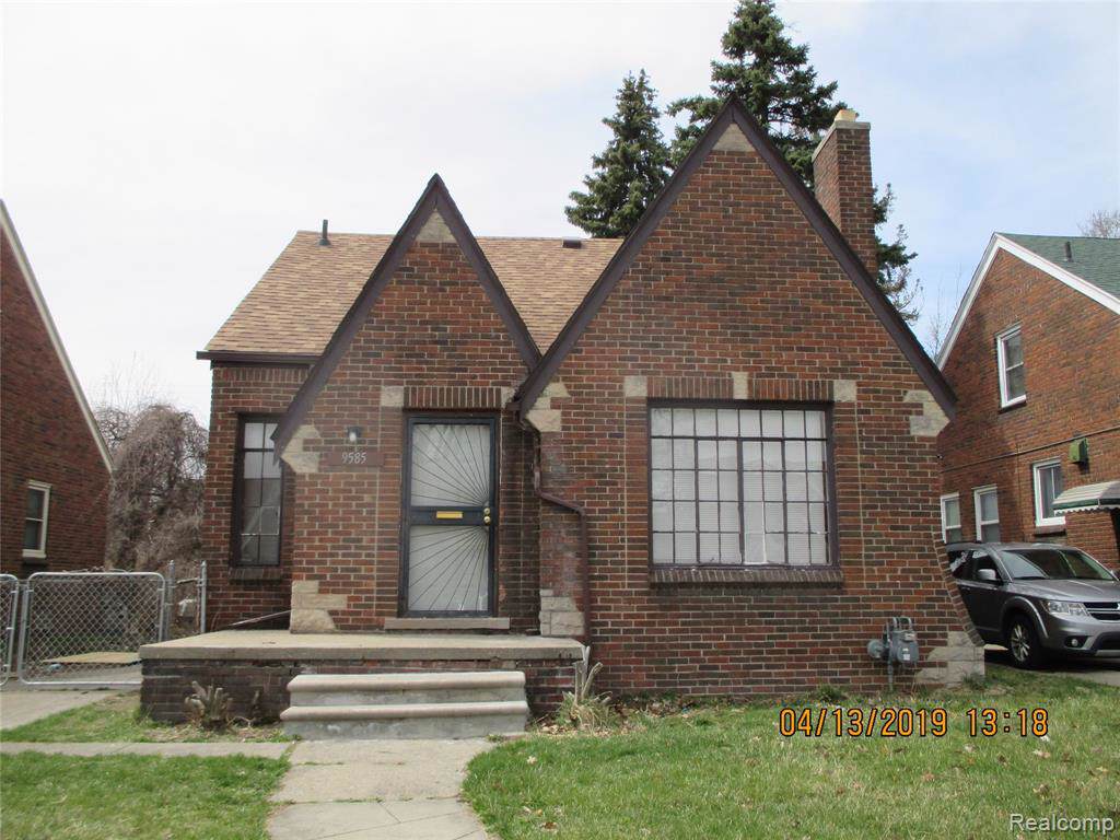 9585 Robson Street - Photo 1