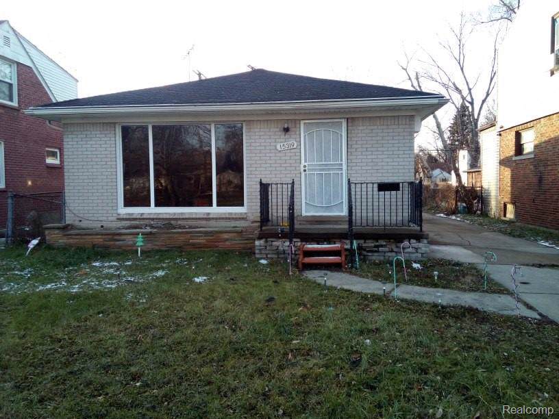 15319 Fielding Street - Photo 1