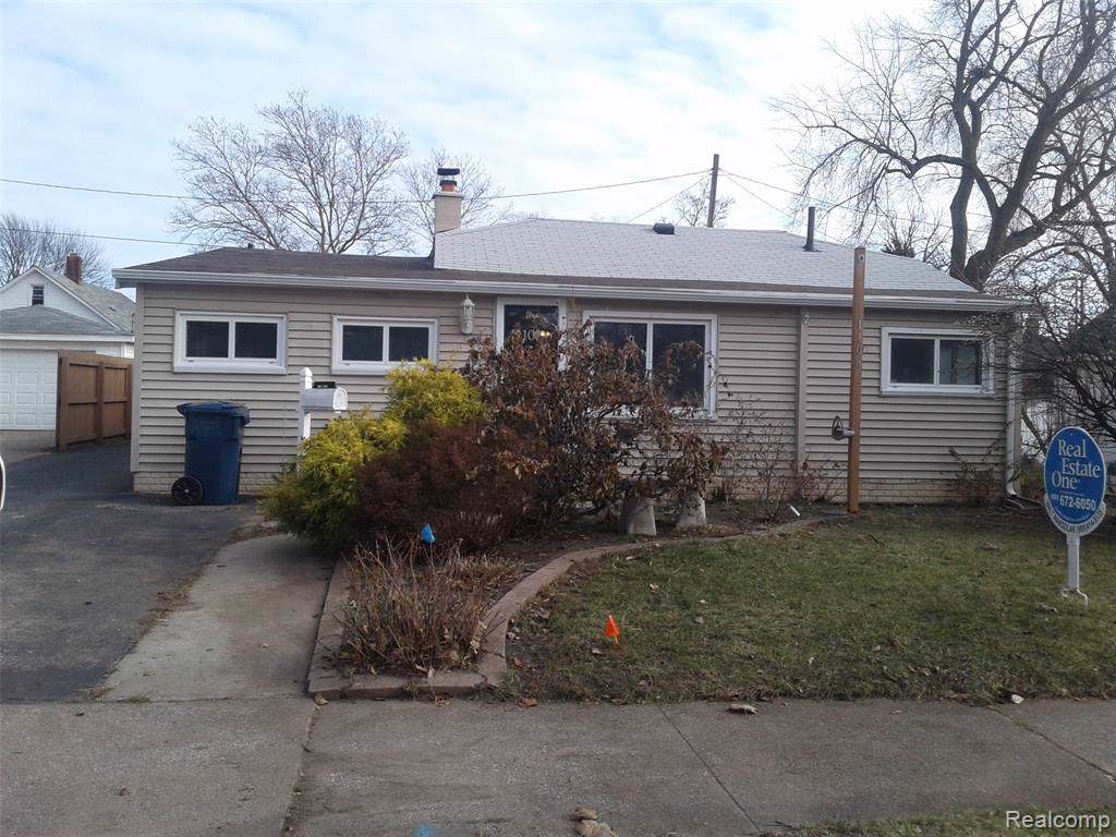 1108 Dean - Photo 1