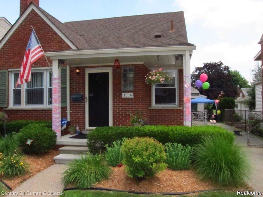 1536 Lafayette Street - Photo 1
