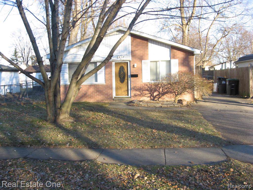 6427 Buck Street - Photo 1