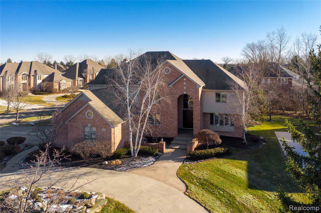 6735 Forestview Court - Photo 1