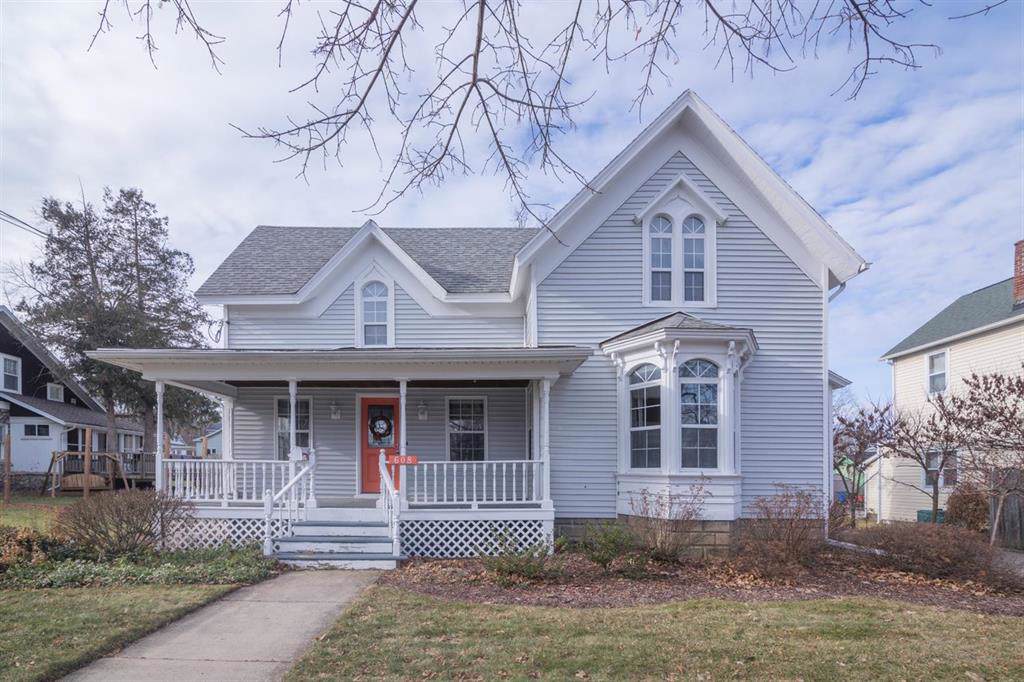 608 Leroy Street - Photo 1