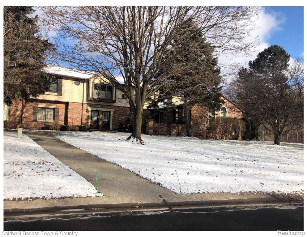 2371 London Bridge Drive - Photo 1