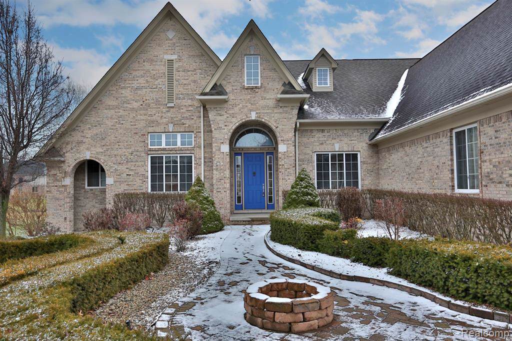 24159 Deerhawk Drive - Photo 1
