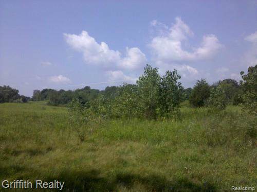 3250 Bowen - Photo 1