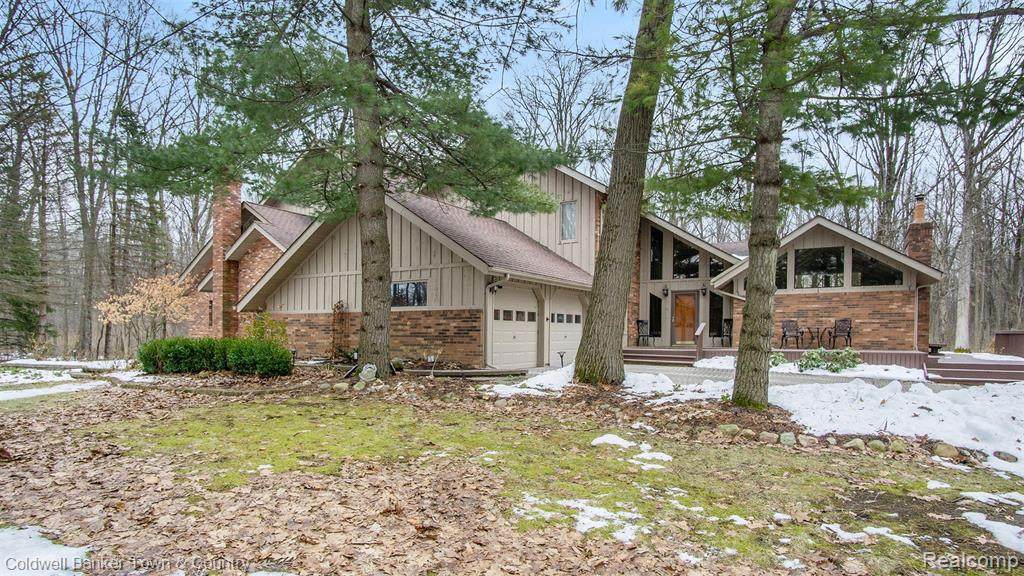5186 Golf Club Road - Photo 1