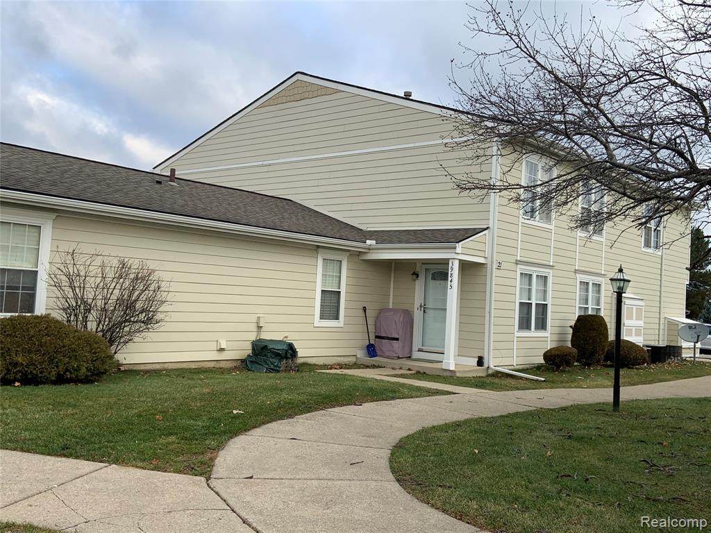 39845 Village Wood Lane - Photo 1