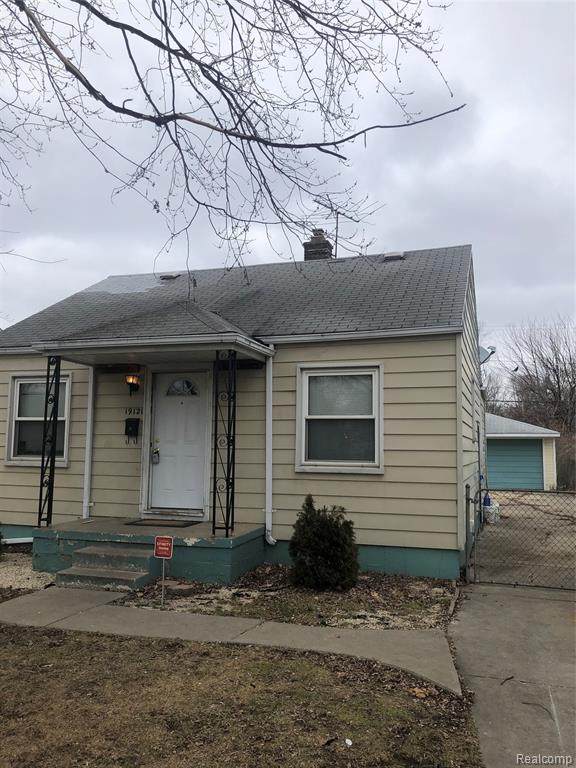 19121 Woodside Street - Photo 1