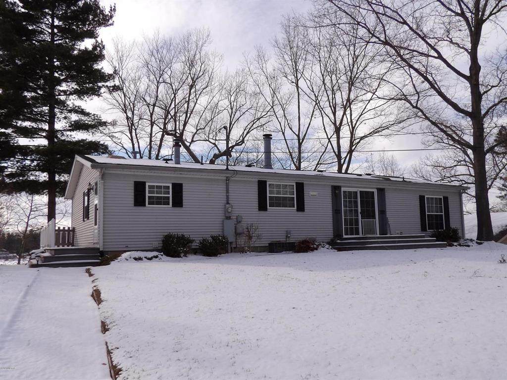 4246 Beach Dr - Photo 1