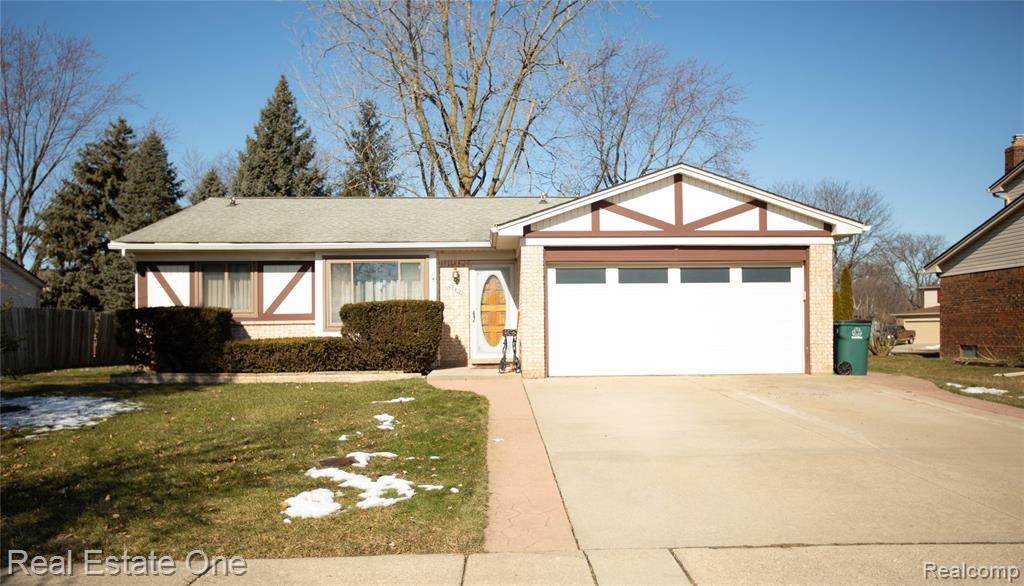 1749 Crestline Drive - Photo 1