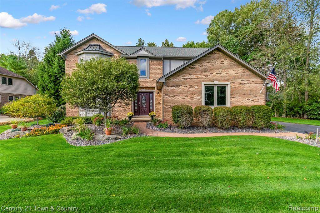 145 Great Pines Drive - Photo 1