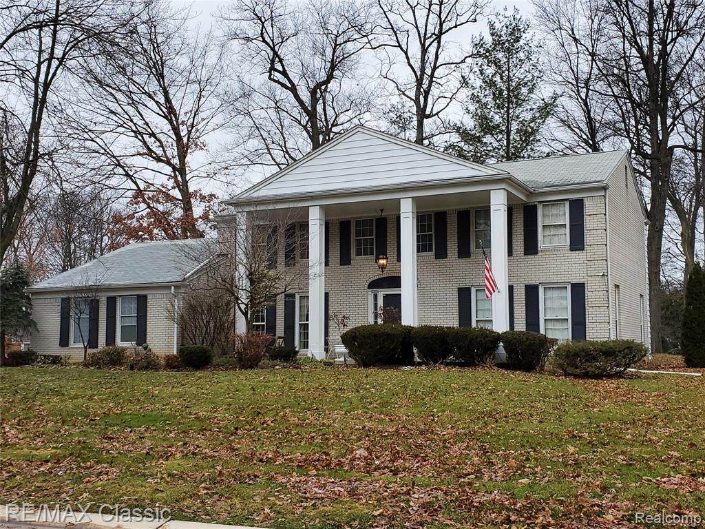 5175 Hardwoods Drive - Photo 1