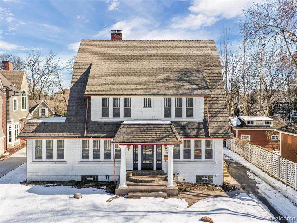 935 Southfield Road - Photo 1