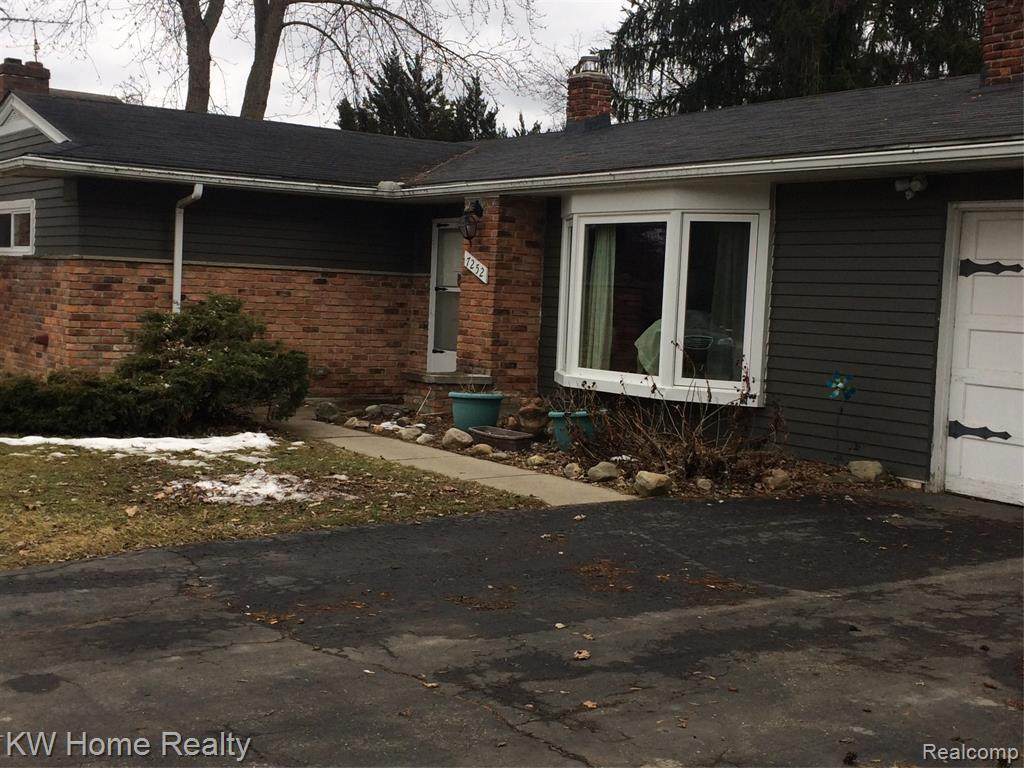 7252 Katrin Drive - Photo 1