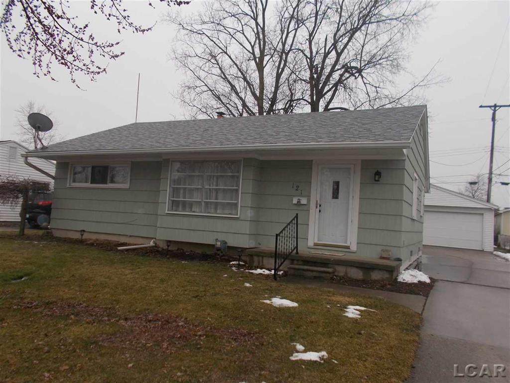 121 Canterbury Street - Photo 1