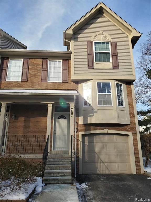 707 Washington Place Drive - Photo 1