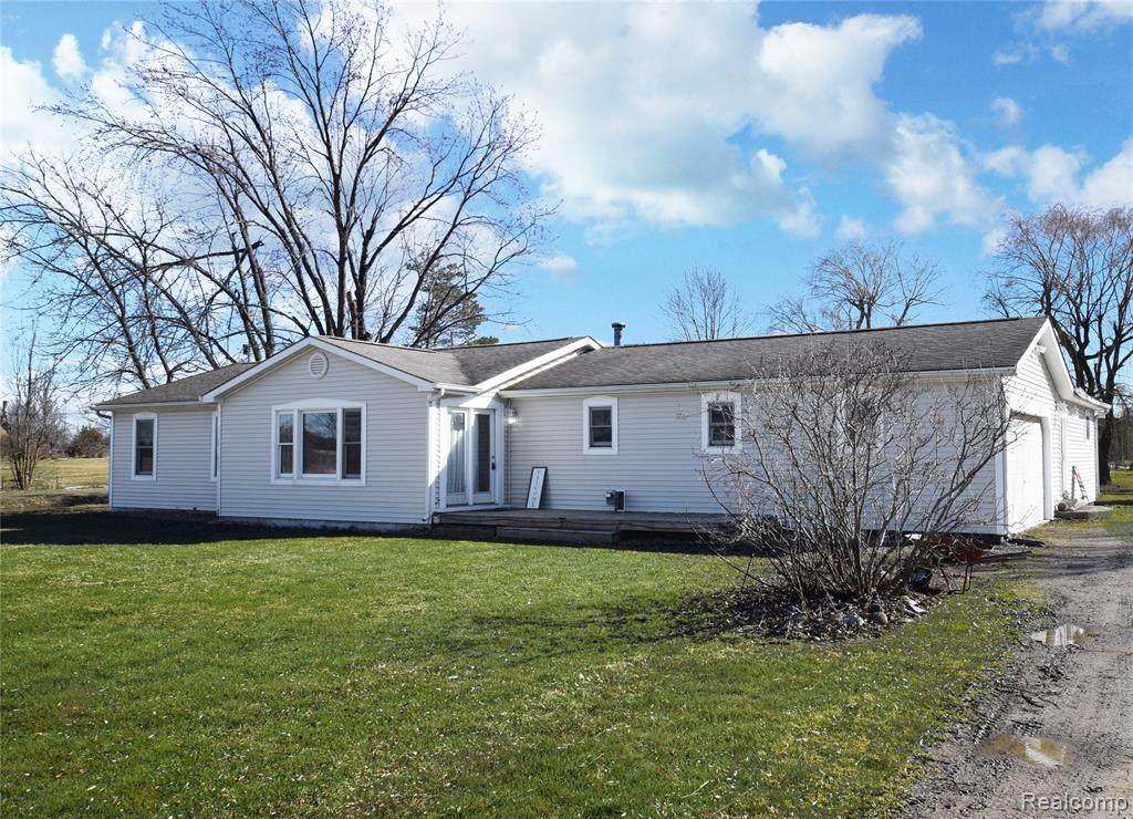 3415 Ray Road - Photo 1