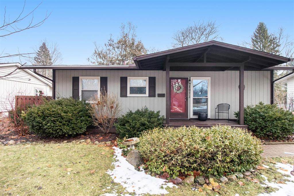 1072 Morningside Drive - Photo 1