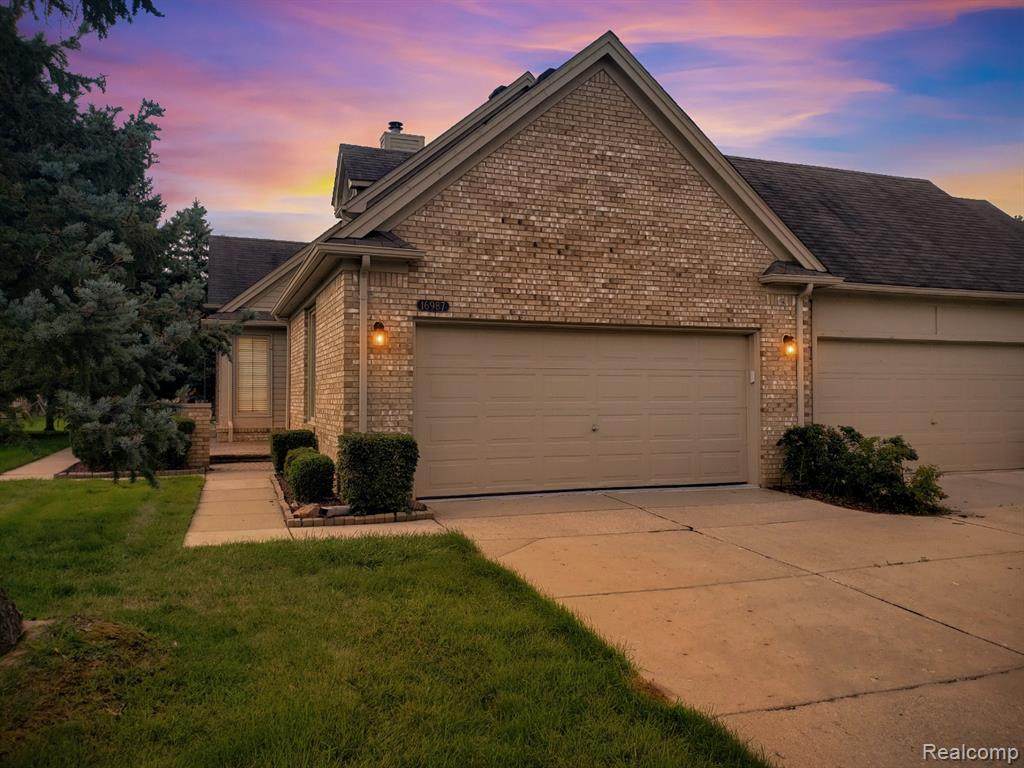 16987 Crystal Dr - Photo 1