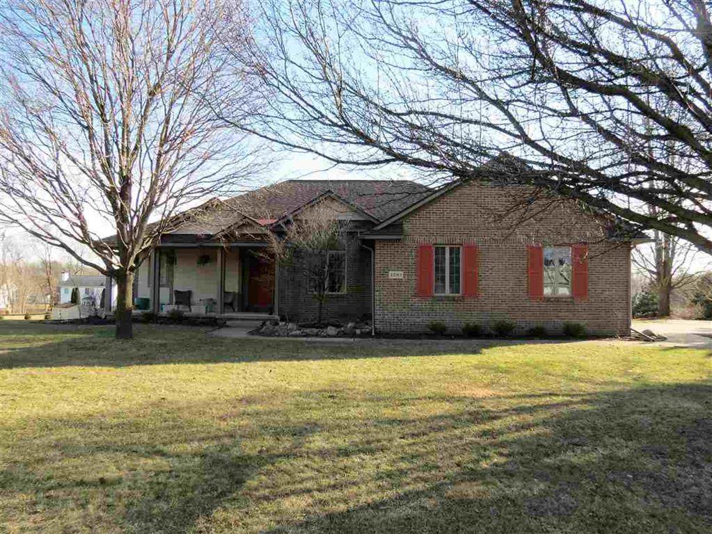 1239 Deer Run - Photo 1