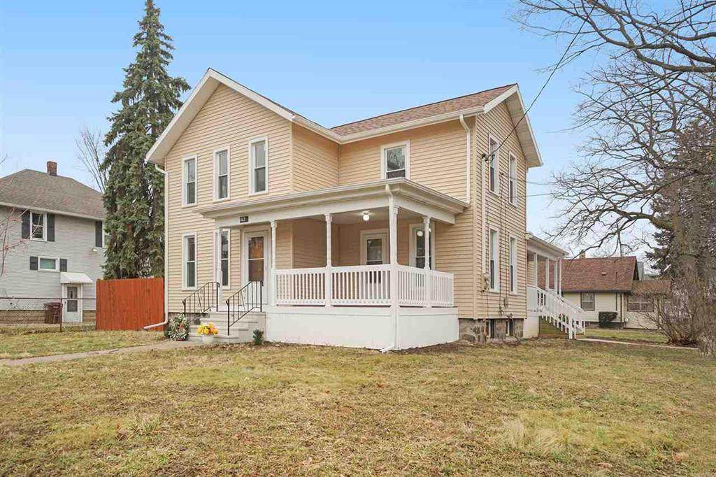 1112 Backus St - Photo 1