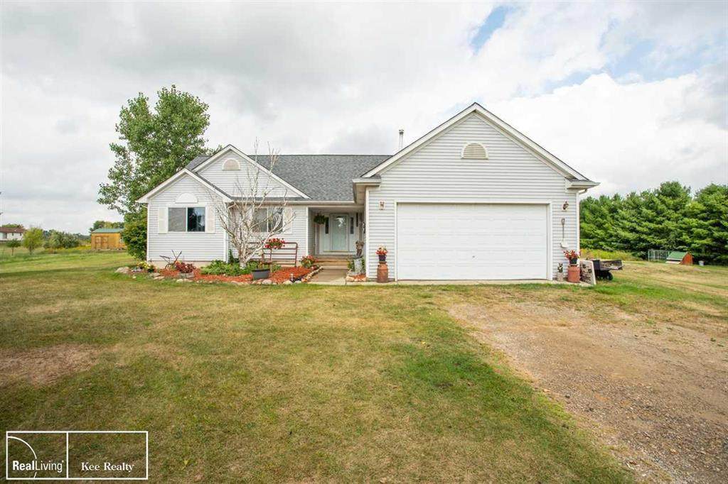 6533 Lyons Rd - Photo 1