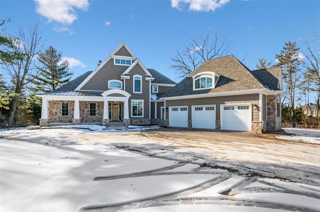 5372 Maple Road - Photo 1