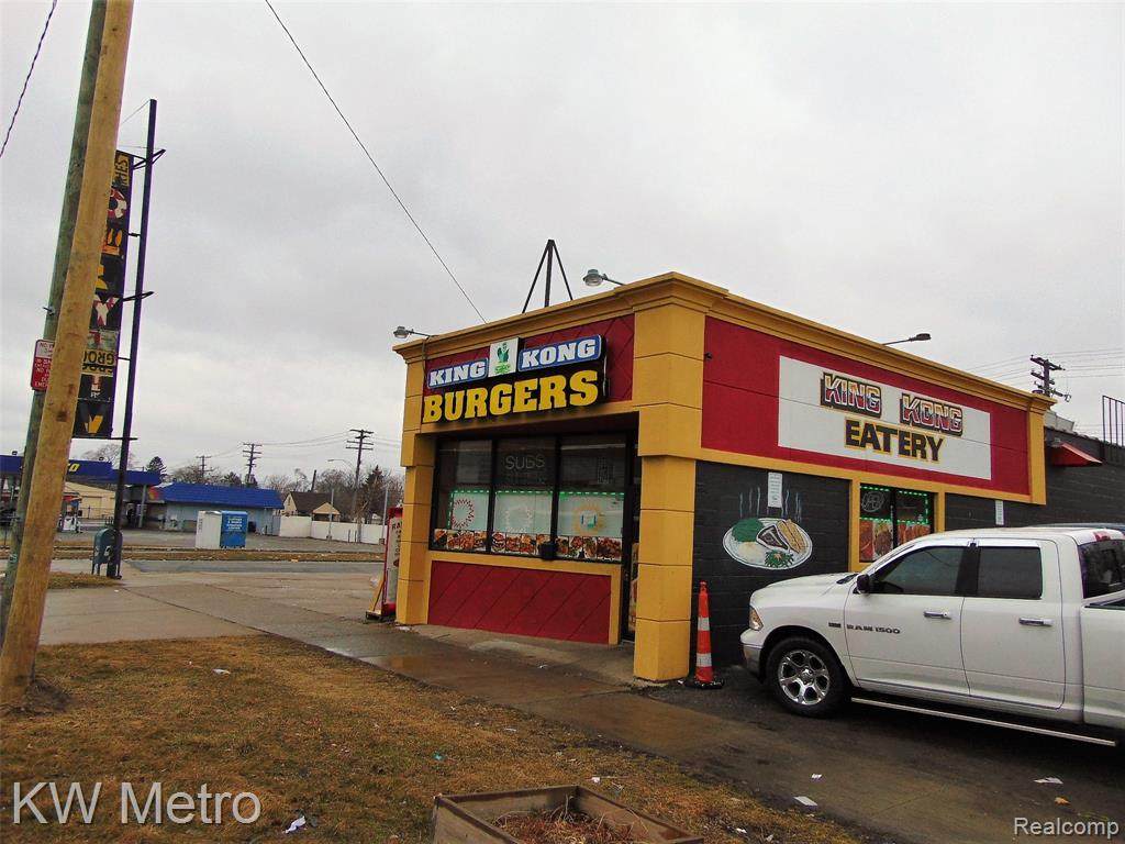 11811 7 MILE Road - Photo 1