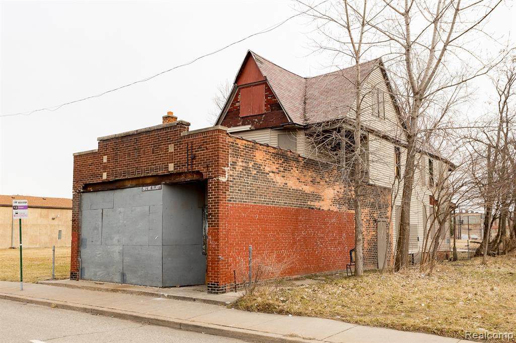 2912 Mount Elliott Street - Photo 1