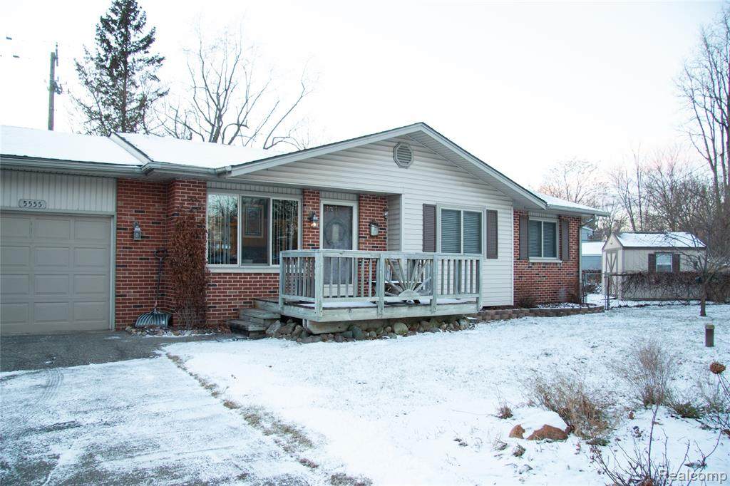 5555 Carroll Lake Road - Photo 1