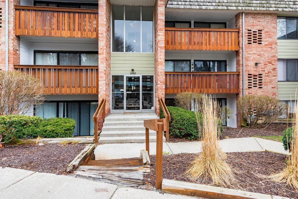 2142 Pauline Boulevard - Photo 1
